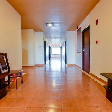 Oyo Flagship 9560 Hotel Bellwether Kochi Exterior photo