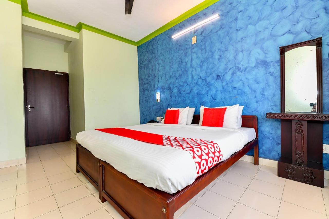 Oyo Flagship 9560 Hotel Bellwether Kochi Exterior photo